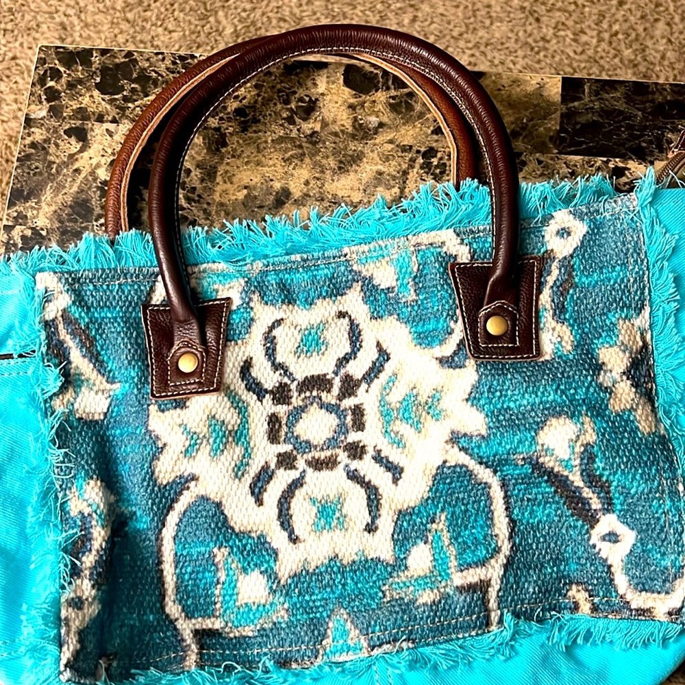 Myra Bag Embroidered front
